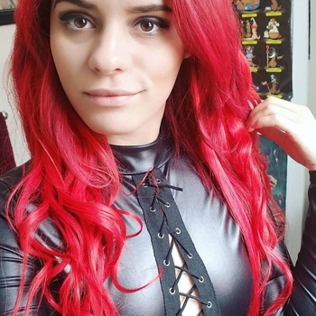 BDSM dating met BellaV uit West-vlaanderen.
