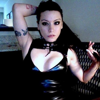 BDSM dating met tinyywilwel uit Friesland.