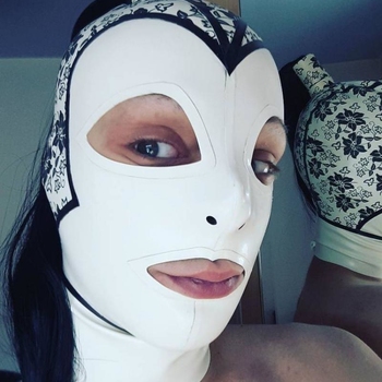 bdsm afspraak met RubberDoll